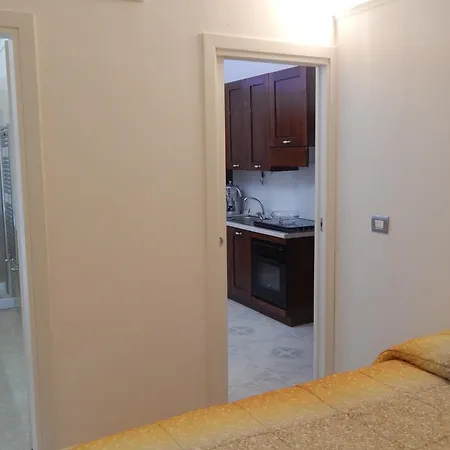 Ai 5 Mari Oda ve Kahvaltı
