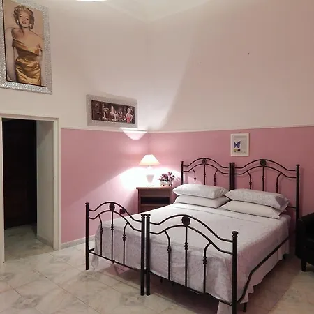 Panzió Ai 5 Mari Trani