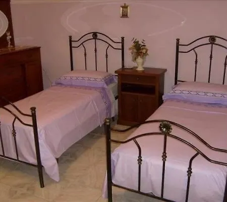 Panzió Ai 5 Mari